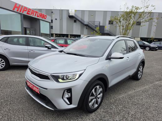 kia-stonic-2024-gasolina-1197cc