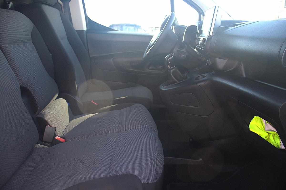 opel-combo-1-5-2020-diesel-1499cc
