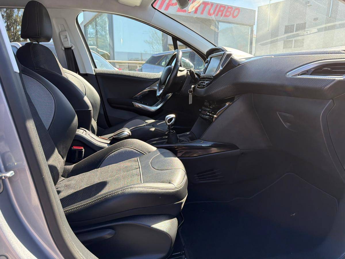 peugeot-2008-2016-gasolina-1199cc
