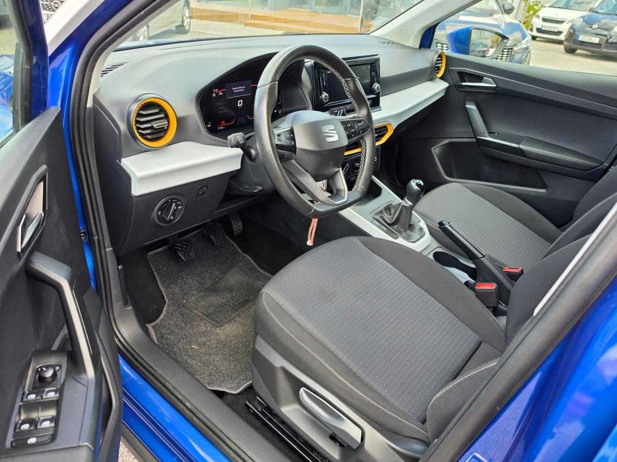 seat-arona-2023-gasolina-999cc