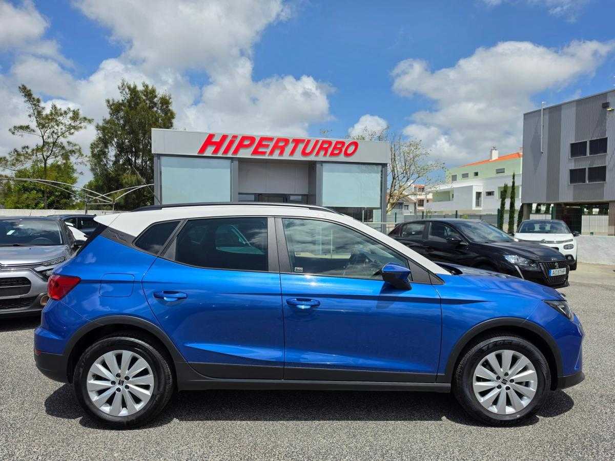 seat-arona-2023-gasolina-999cc