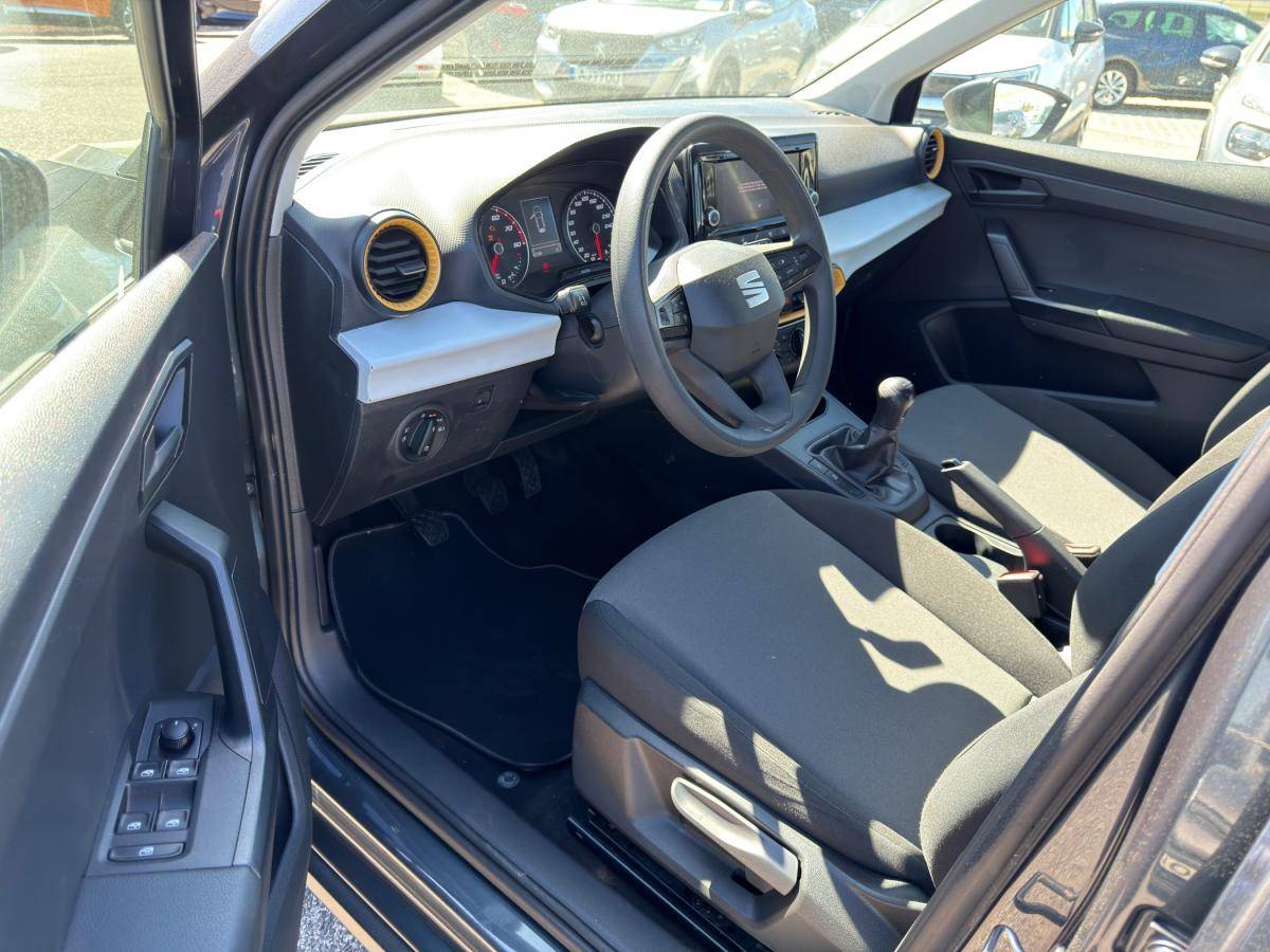 seat-arona-2023-gasolina-999cc