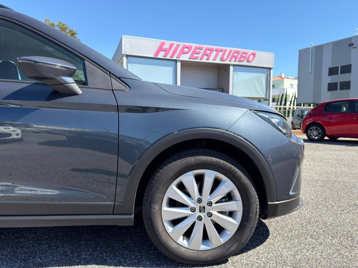 seat-arona-2023-gasolina-999cc