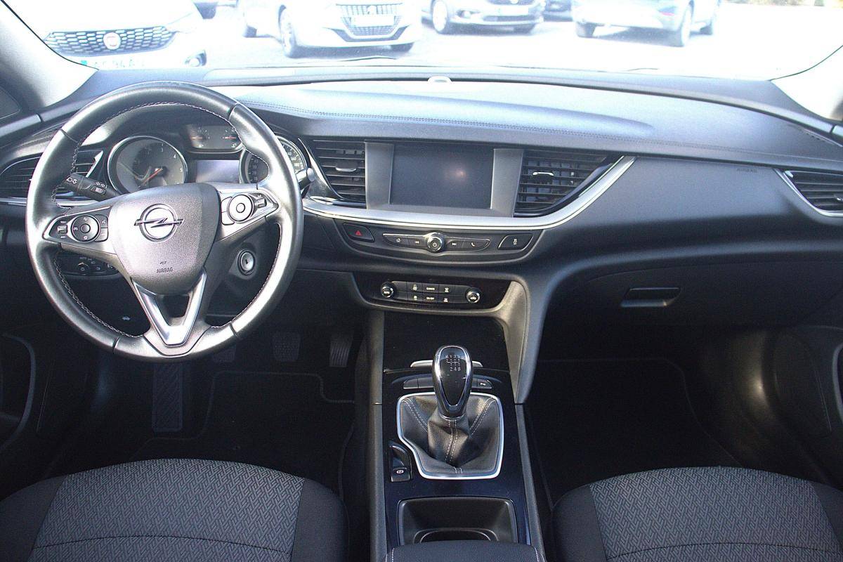 opel-insignia-sports-tourer-2020-diesel-1598cc