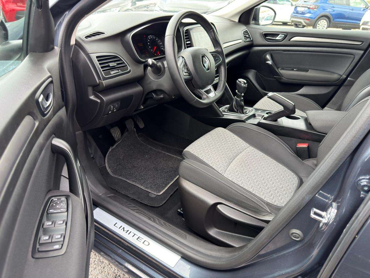 renault-megane-sport-tourer-2022-diesel-1461cc