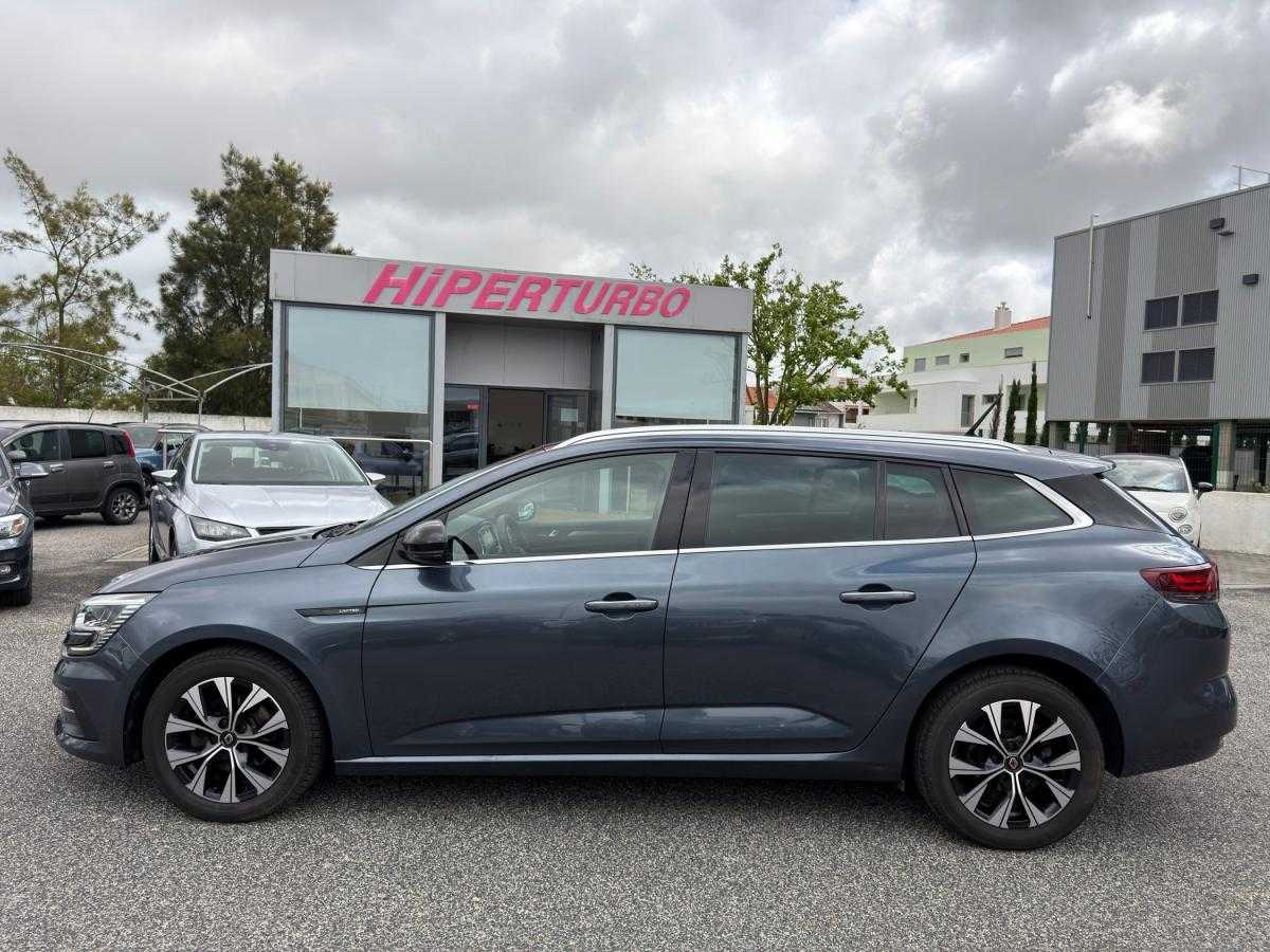 renault-megane-sport-tourer-2022-diesel-1461cc