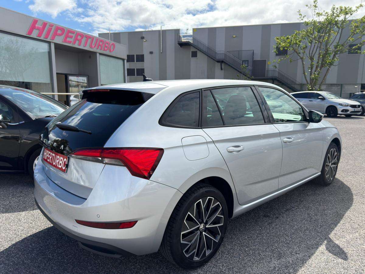 skoda-scala-2023-gasolina-999cc