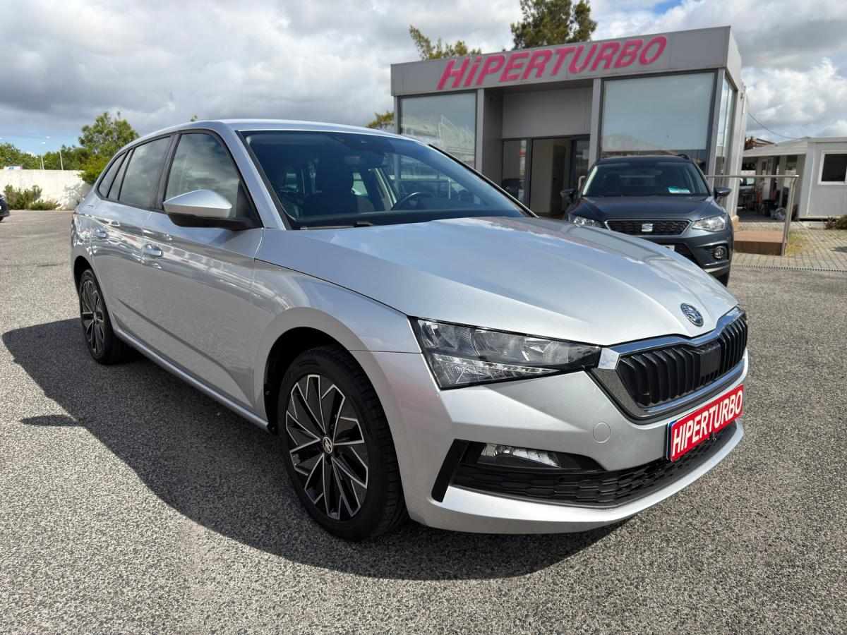 skoda-scala-2023-gasolina-999cc