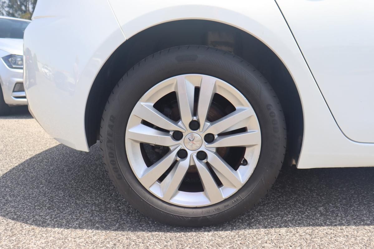 peugeot-308-2019-diesel-1499cc