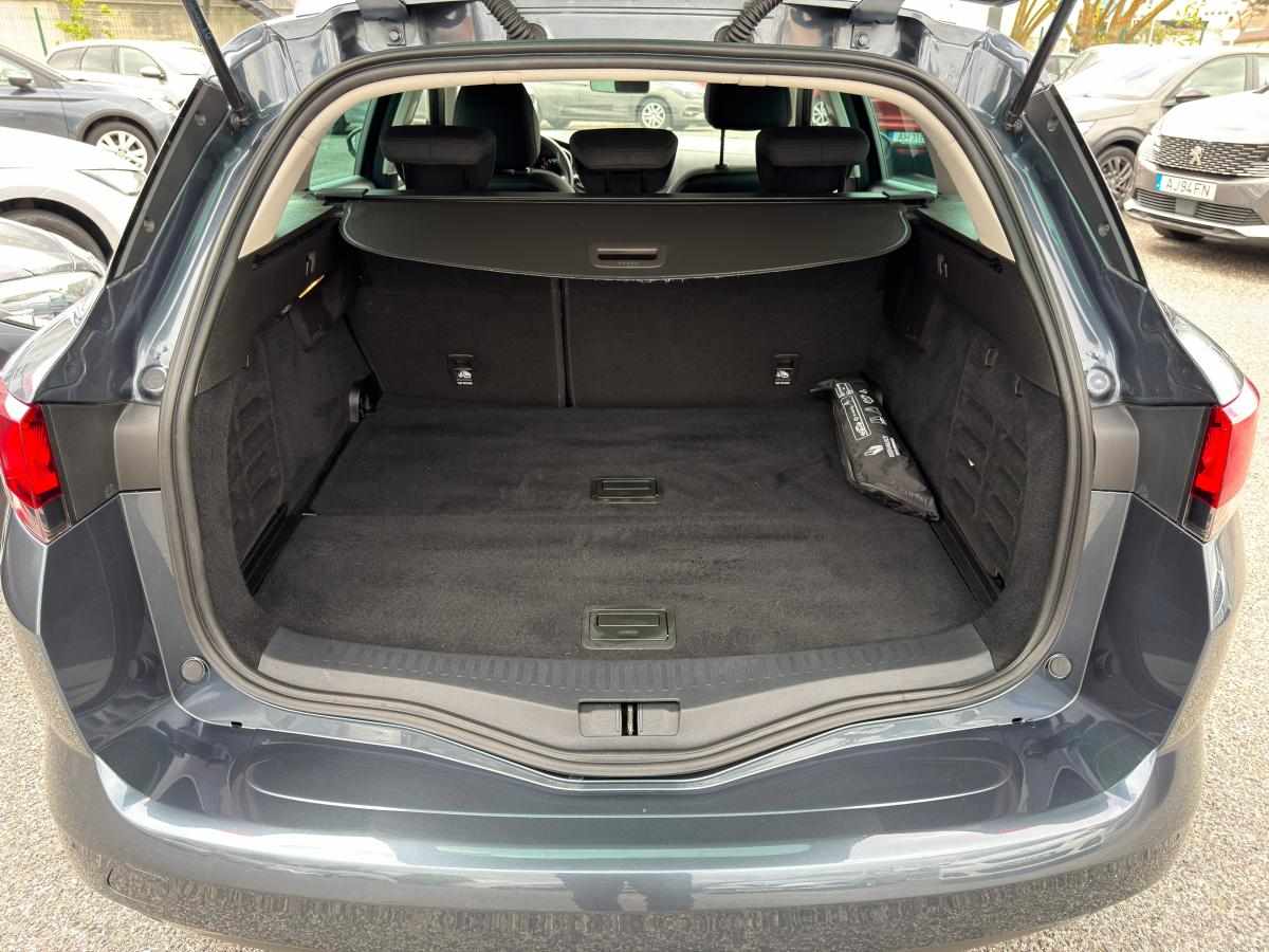 renault-megane-1-5-blue-dci-2022-diesel-1461cc
