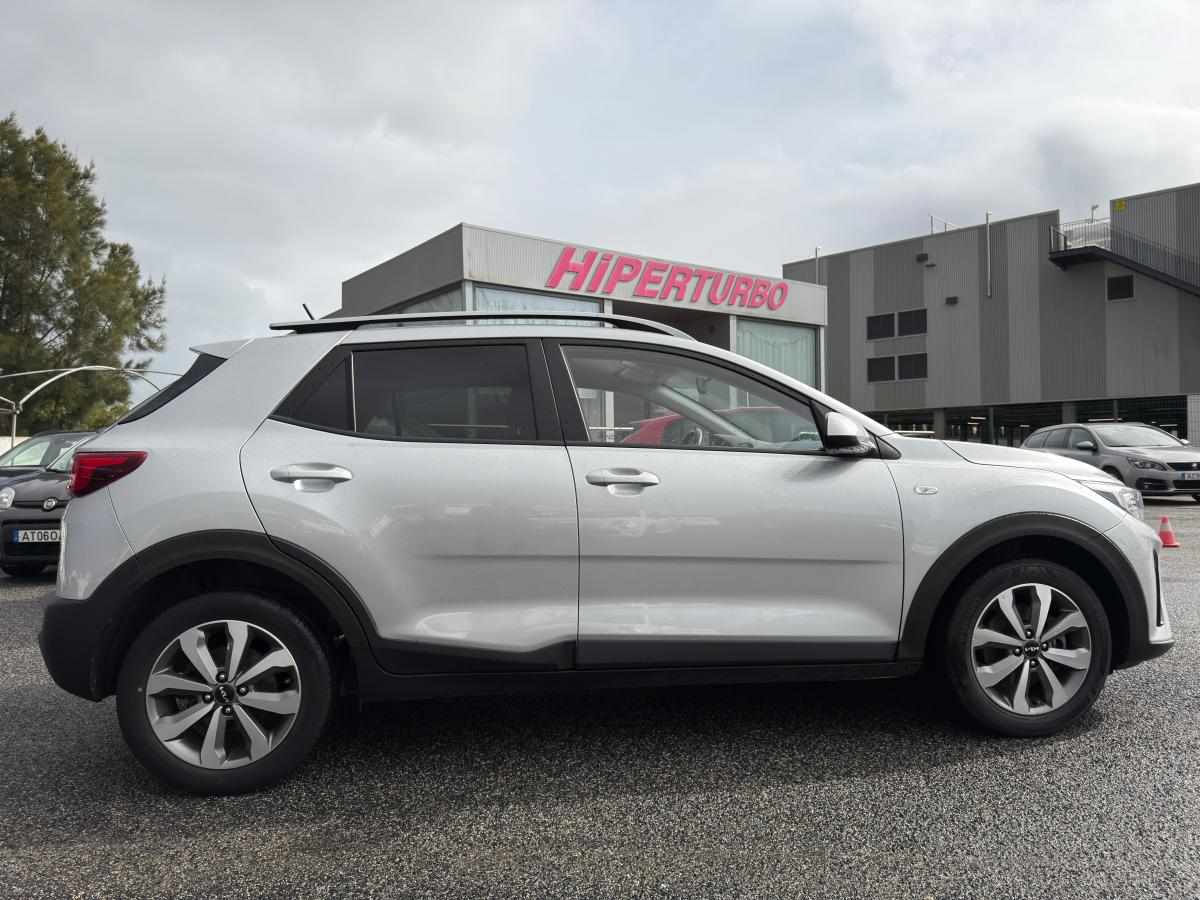 kia-stonic-1-2-84cv-2022-gasolina-1197cc