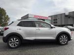 kia-stonic-1-2-84cv-2022-gasolina-1197cc