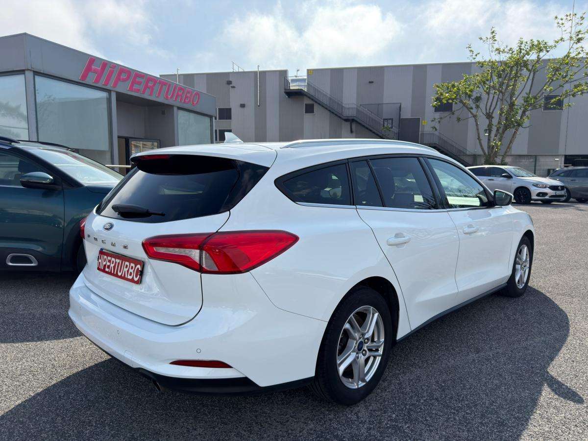 ford-focus-sw-2020-diesel-1499cc