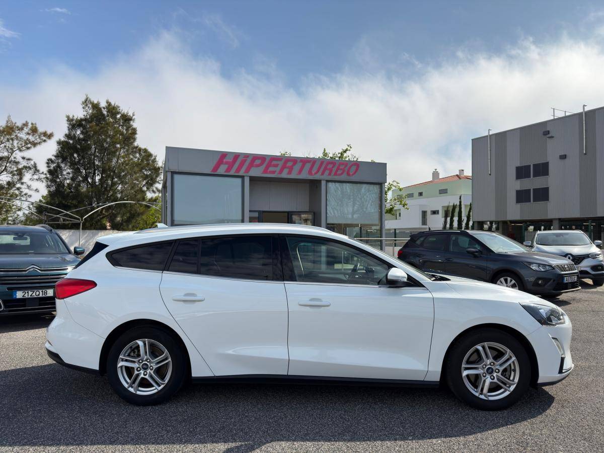 ford-focus-sw-2020-diesel-1499cc