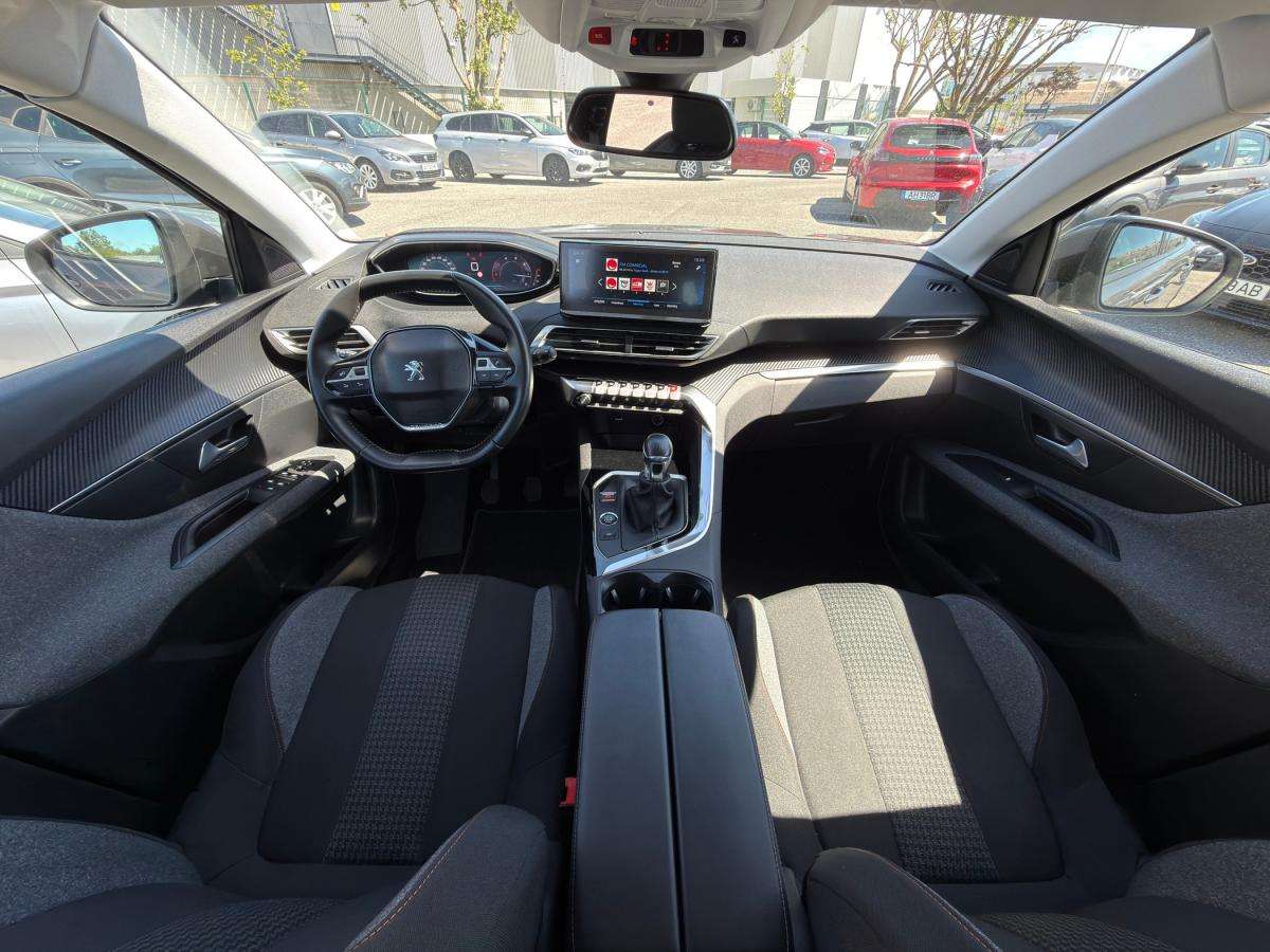 peugeot-3008-2021-diesel-1499cc