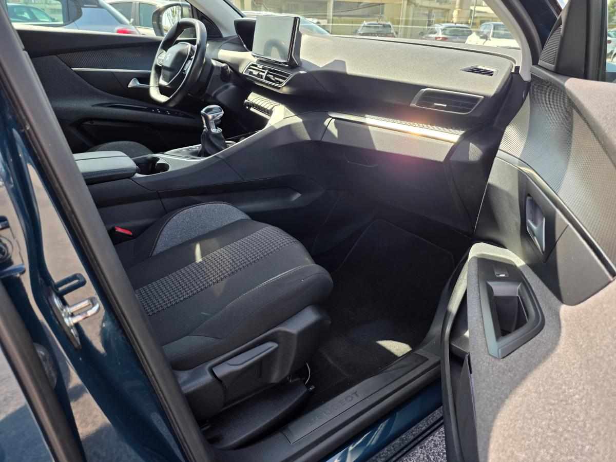 peugeot-3008-1-5-bluehdi-2022-diesel-1499cc