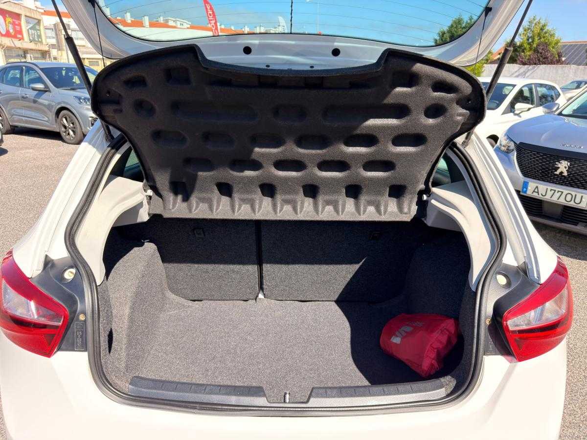 seat-ibiza-2015-diesel-1422cc