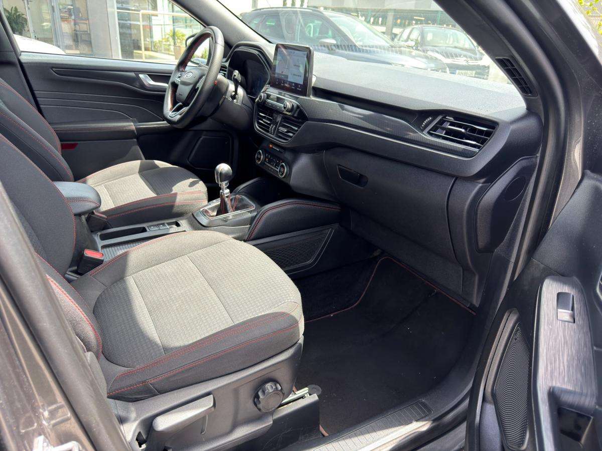 ford-kuga-2022-gasolina-1499cc