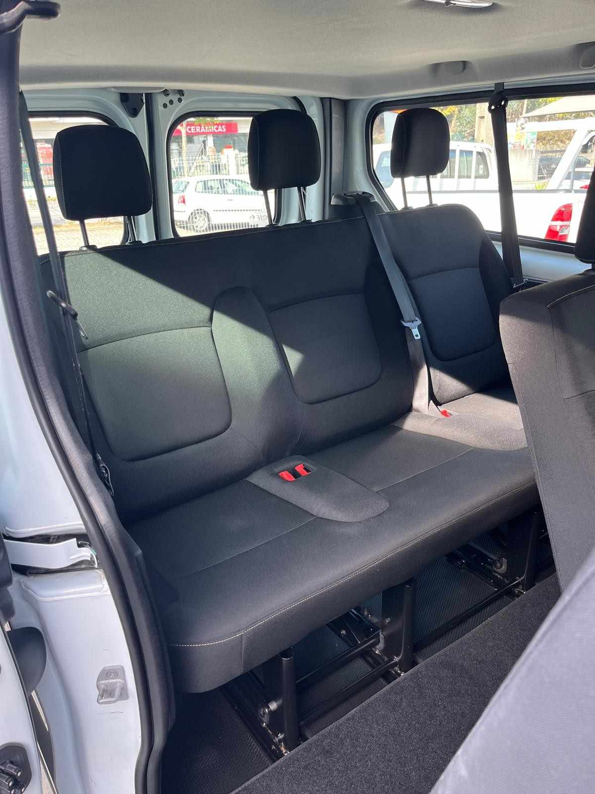 renault-trafic-2016-diesel-1598cc