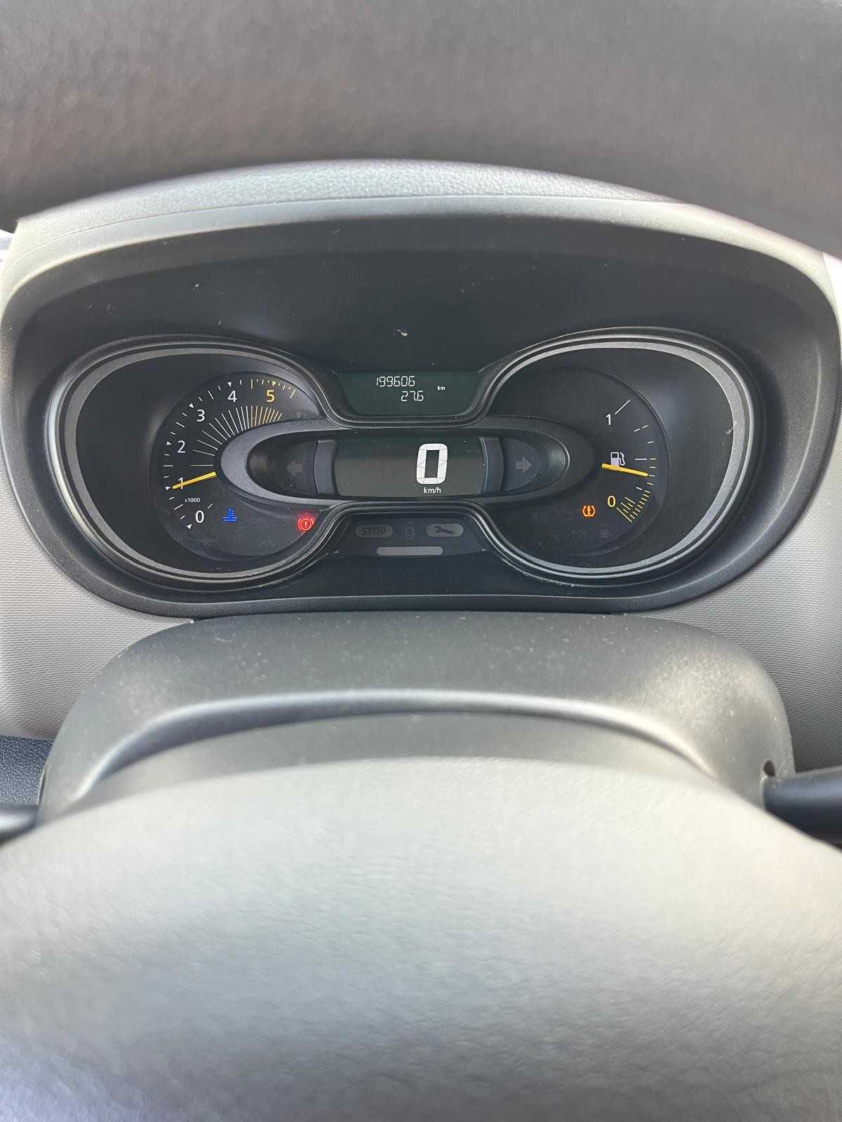 renault-trafic-2016-diesel-1598cc