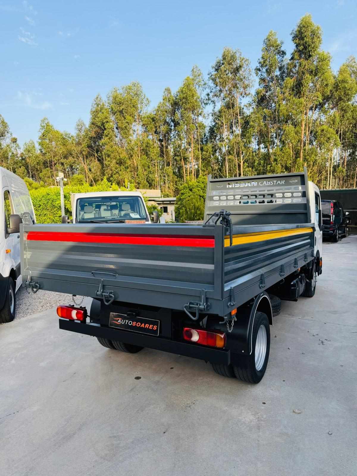 nissan-cabstar-2010-diesel-2488cc