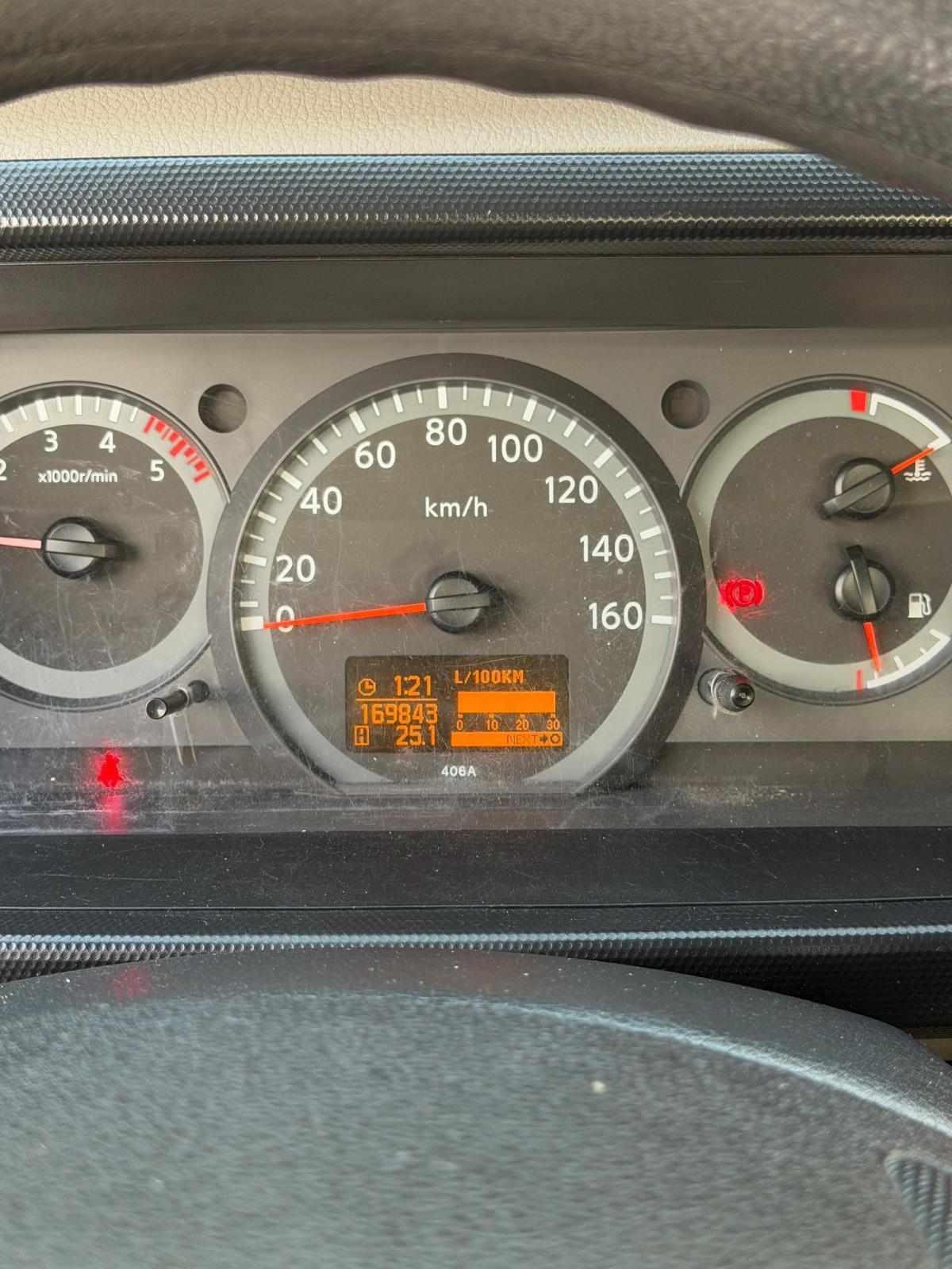 nissan-cabstar-2010-diesel-2488cc