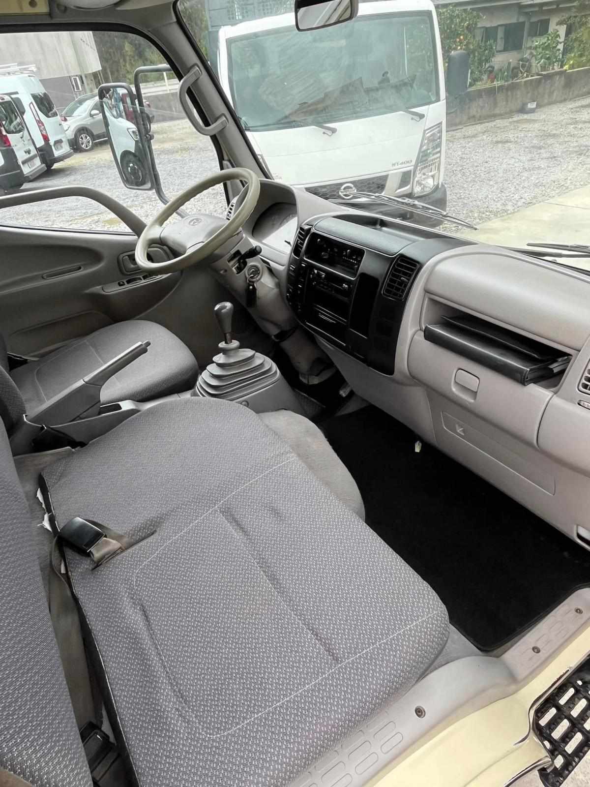toyota-dyna-2005-diesel-2494cc