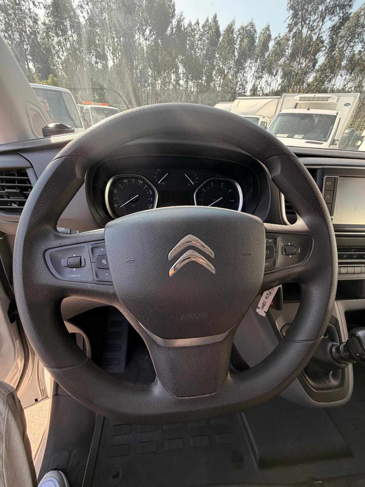 citroen-jumpy-2017-diesel-1997cc