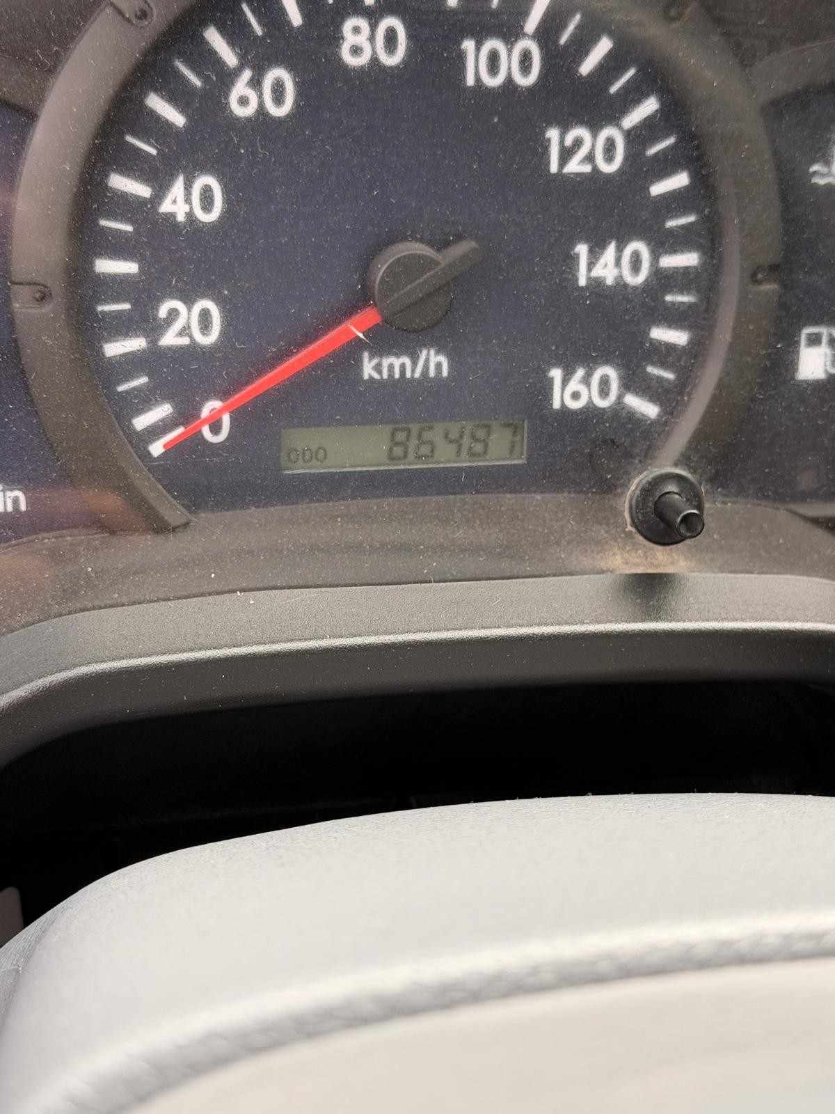 mitsubishi-canter-2011-diesel-2998cc