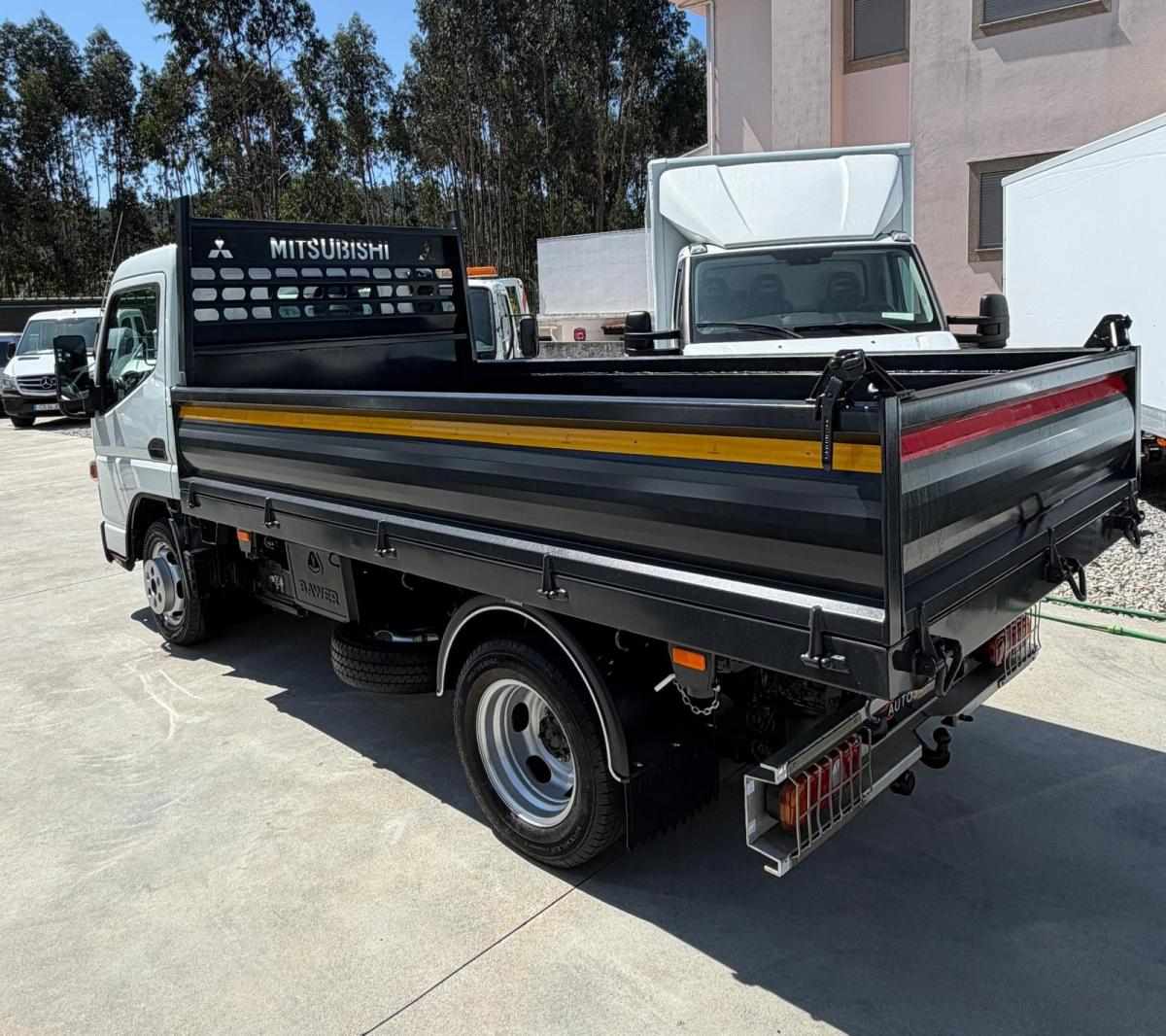 mitsubishi-canter-2015-diesel-2998cc