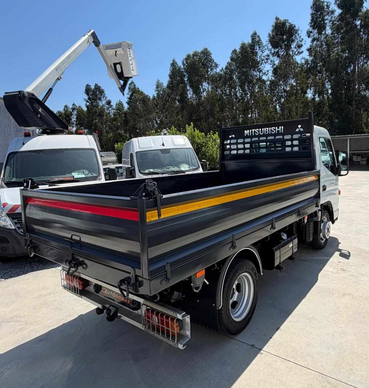 mitsubishi-canter-2015-diesel-2998cc