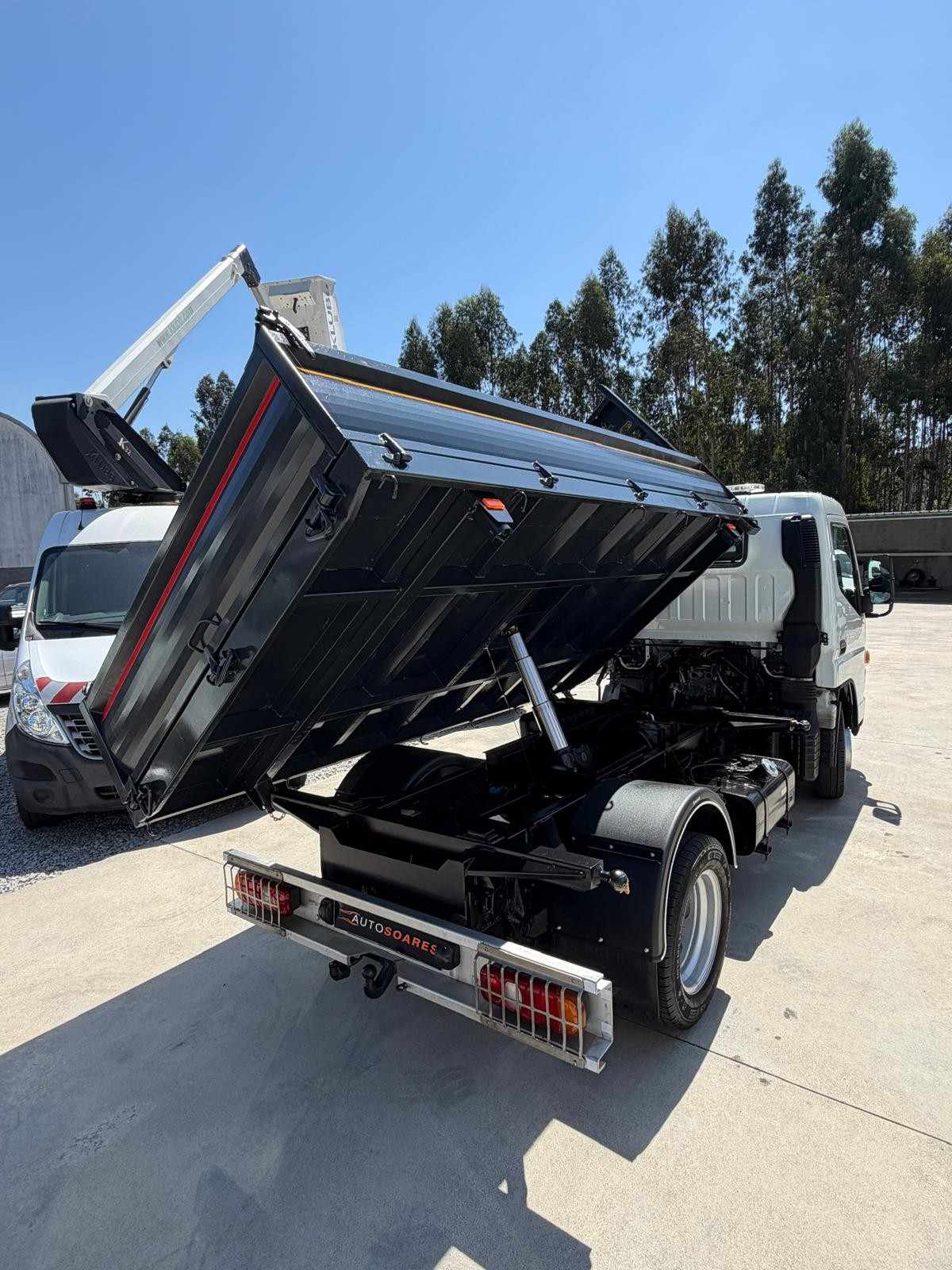 mitsubishi-canter-2015-diesel-2998cc
