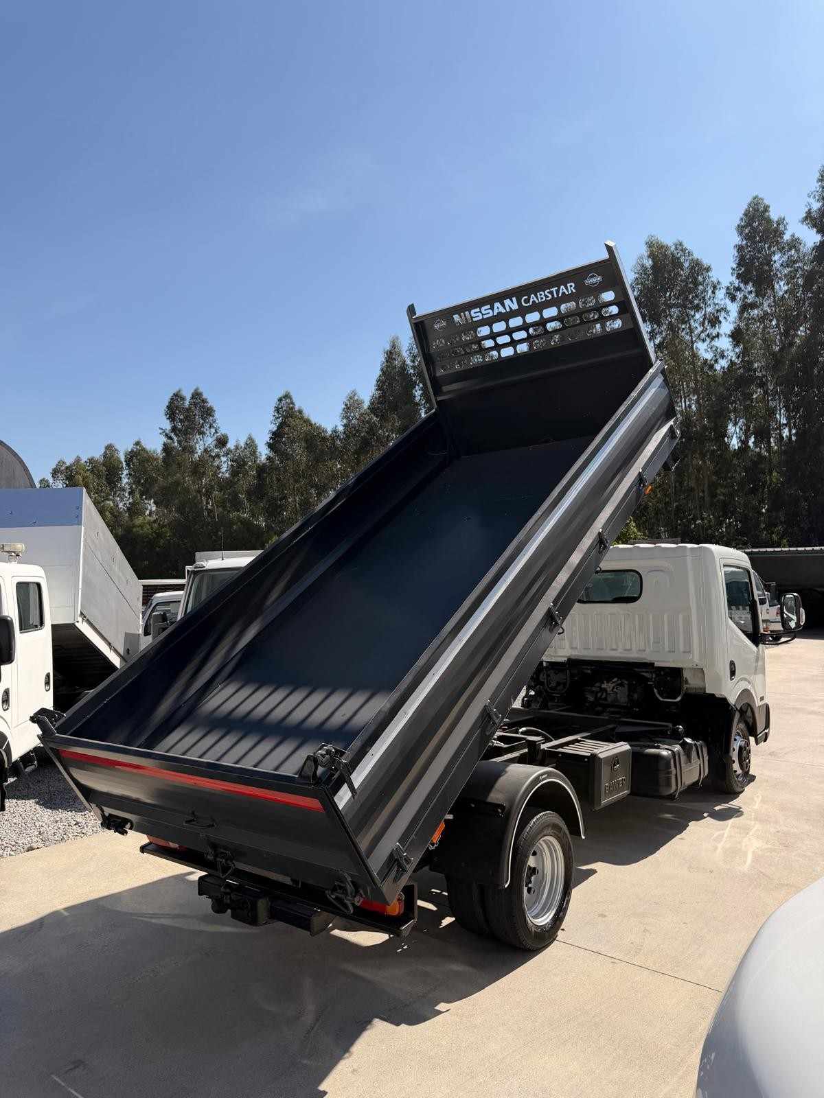 nissan-cabstar-2019-diesel-3000cc