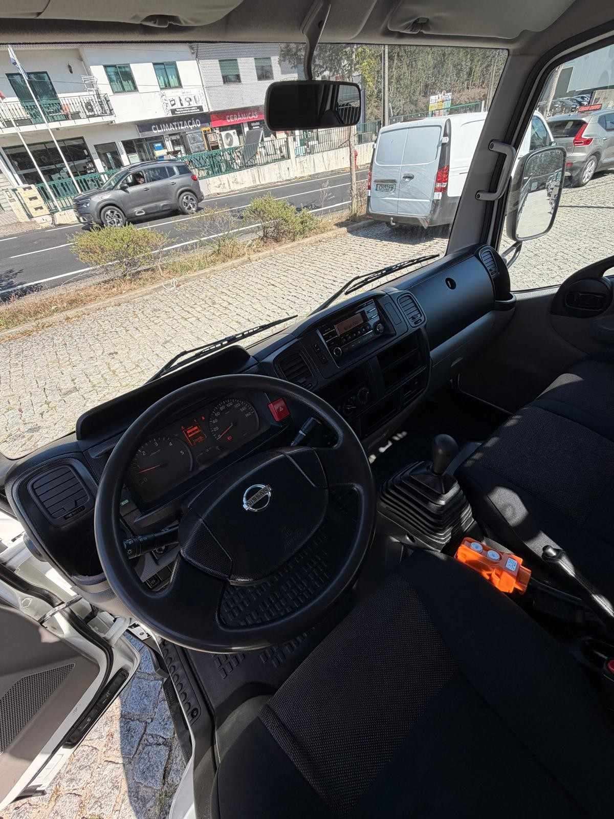 nissan-cabstar-2019-diesel-3000cc