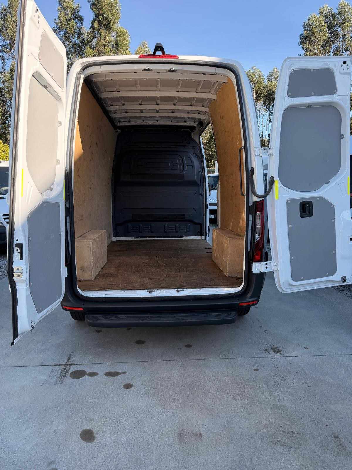 mercedes-benz-sprinter-2020-diesel-2143cc