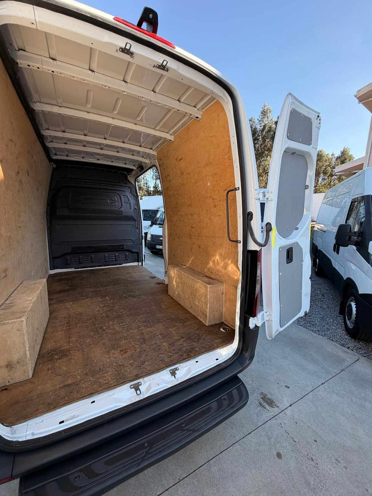 mercedes-benz-sprinter-2020-diesel-2143cc