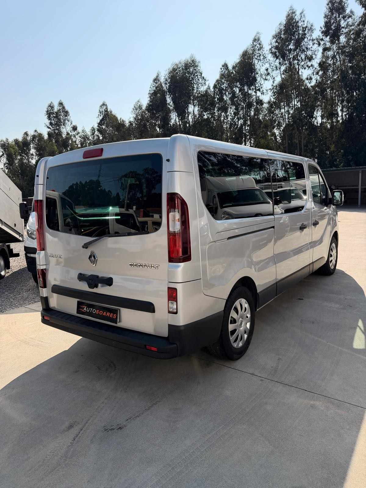 renault-trafic-2016-diesel-1598cc