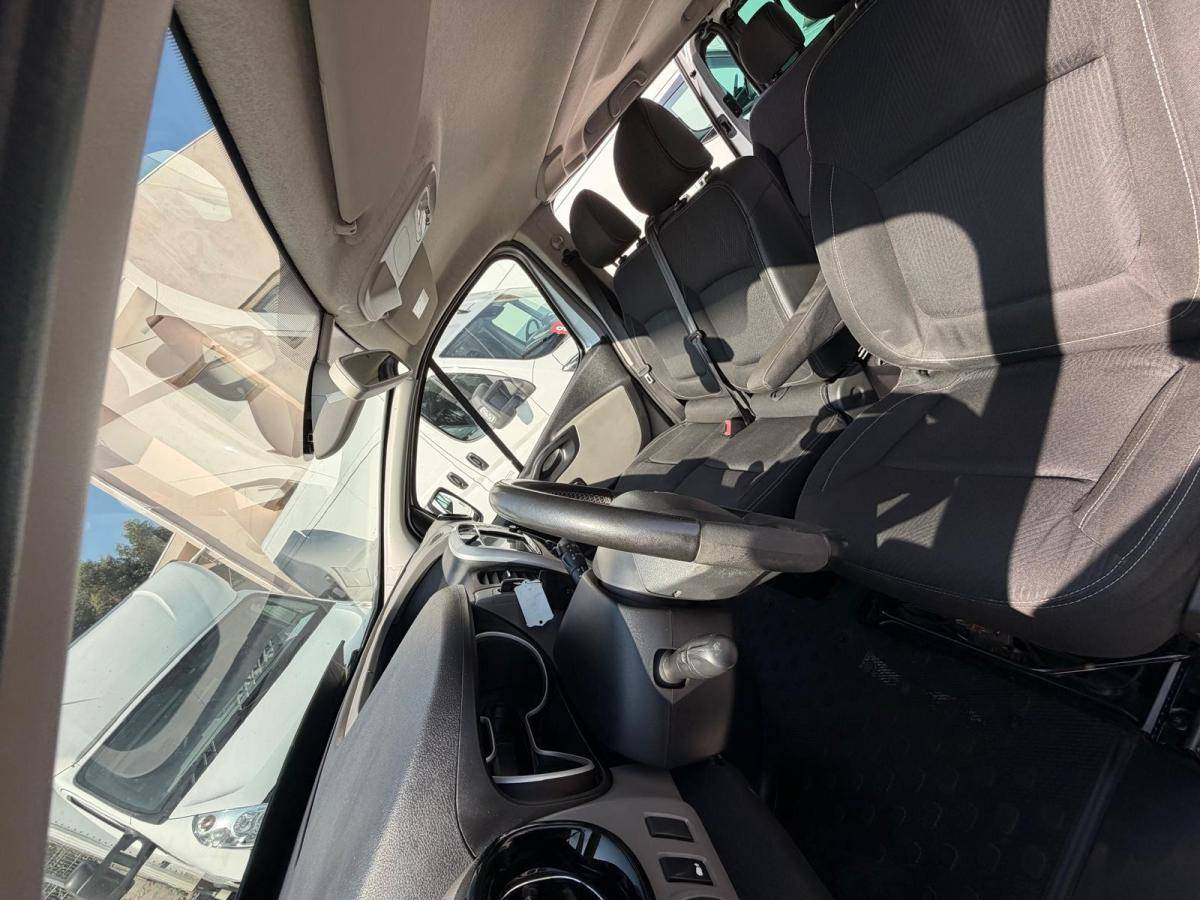 renault-trafic-2016-diesel-1598cc