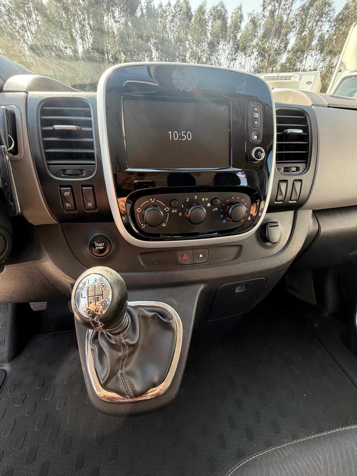 renault-trafic-2016-diesel-1598cc