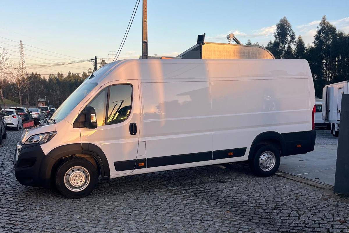 peugeot-boxer-2022-diesel-2179cc
