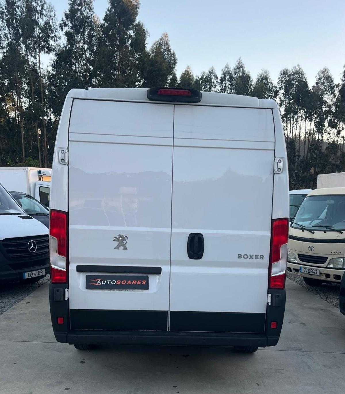 peugeot-boxer-2022-diesel-2179cc