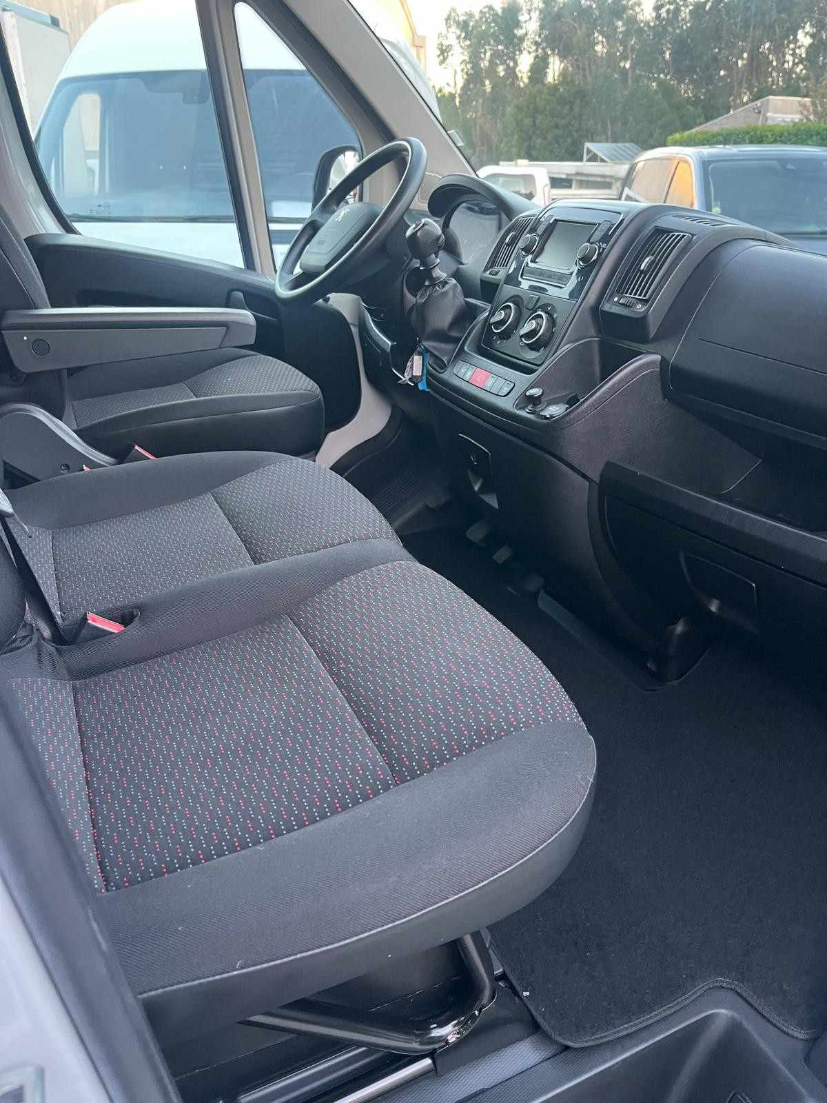 peugeot-boxer-2022-diesel-2179cc