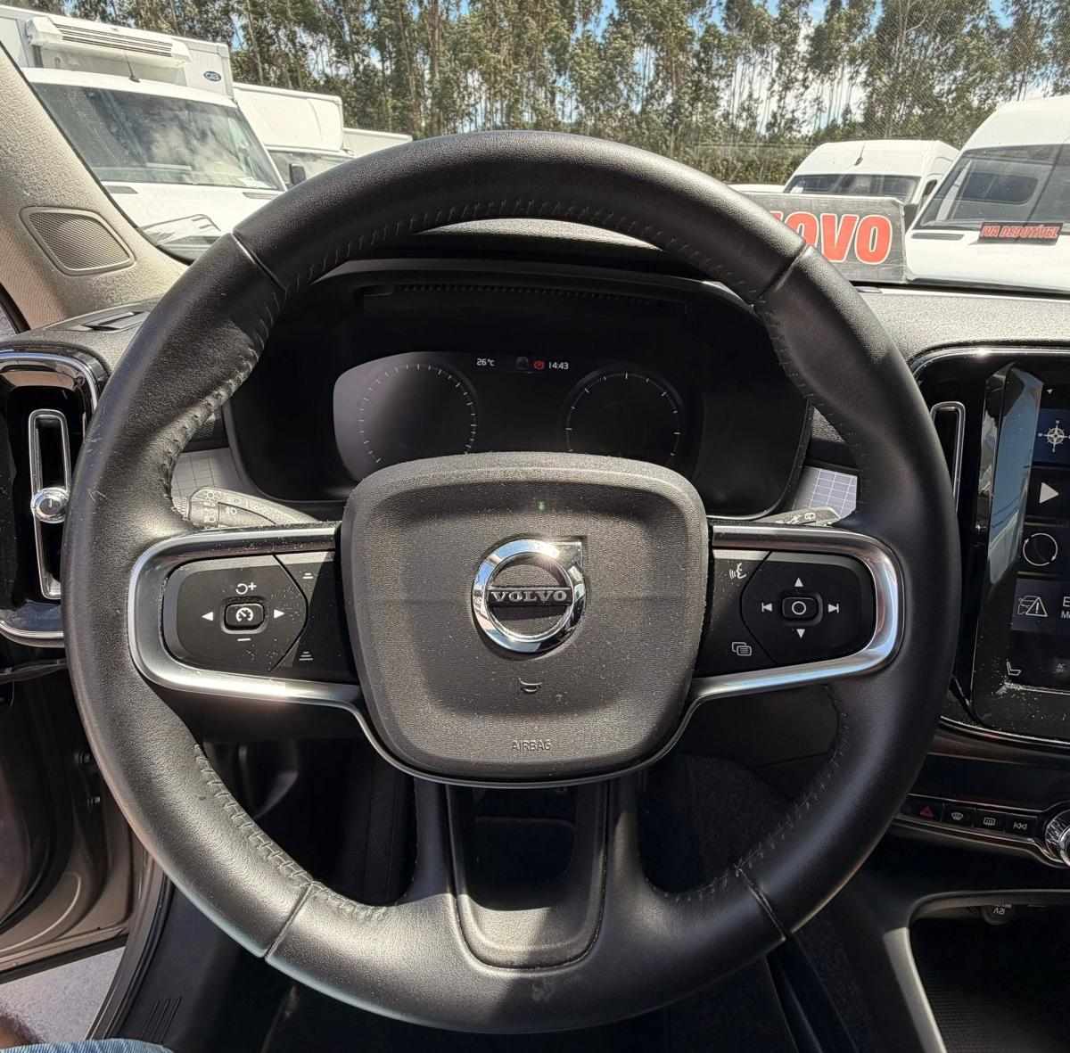 volvo-xc40-2020-diesel-1969cc