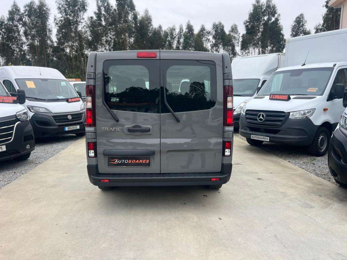 renault-trafic-2019-diesel-1598cc