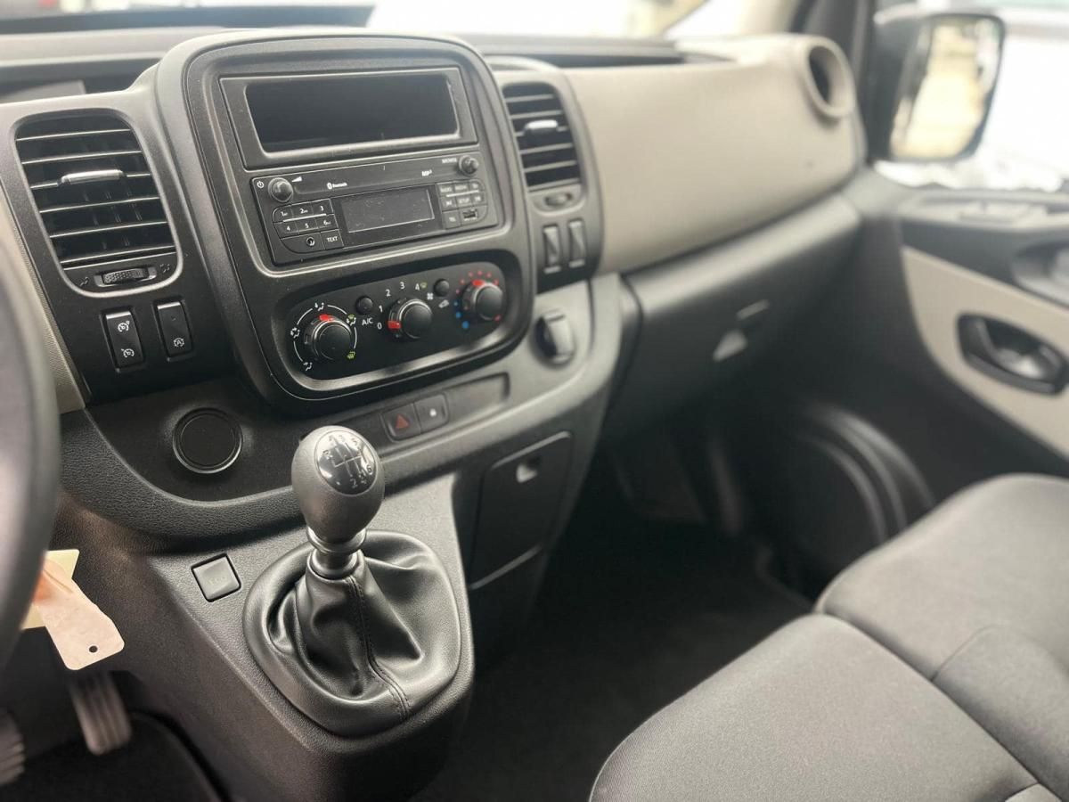 renault-trafic-2019-diesel-1598cc