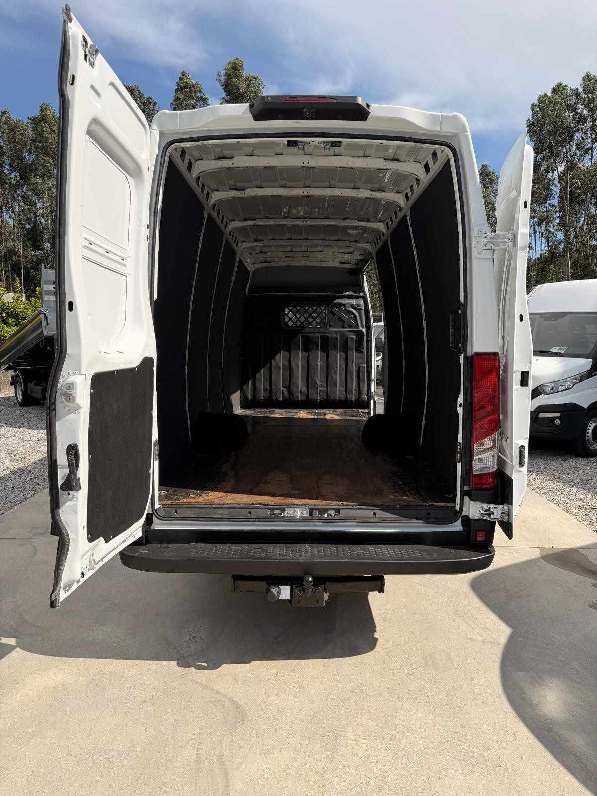 iveco-daily-2016-diesel-2998cc