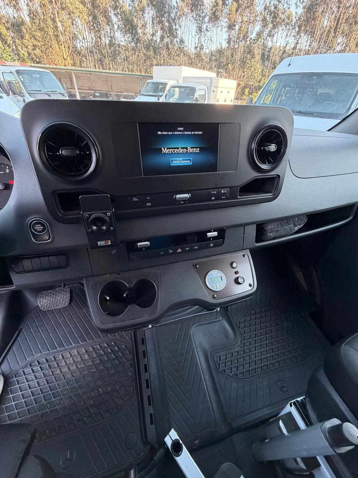 mercedes-benz-sprinter-2020-diesel-2143cc