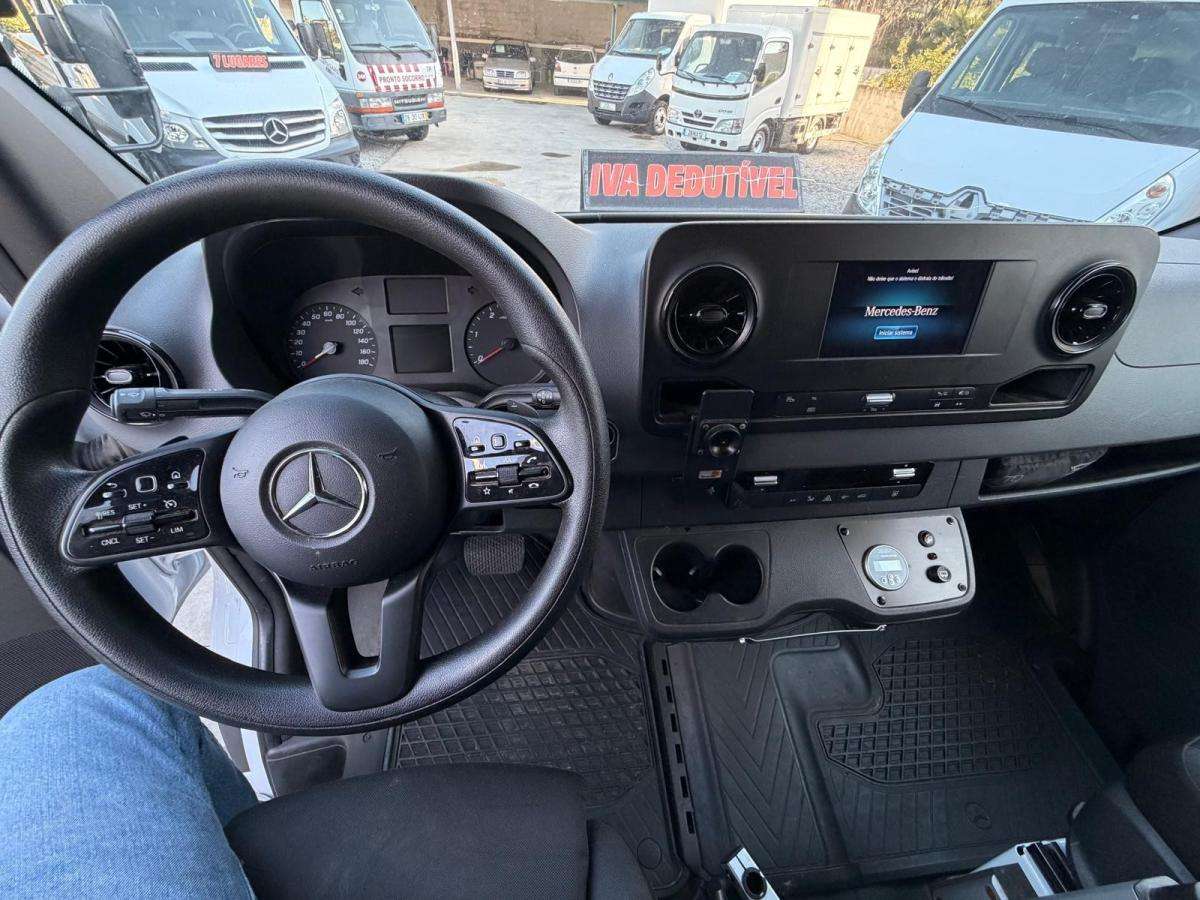 mercedes-benz-sprinter-2020-diesel-2143cc