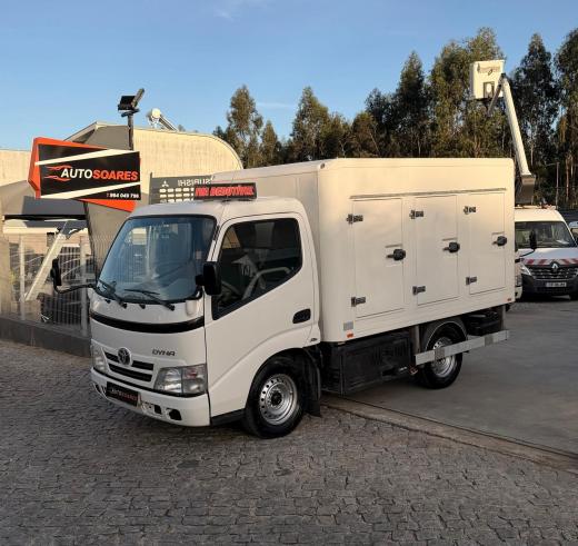 toyota-dyna-2013-diesel-2982cc