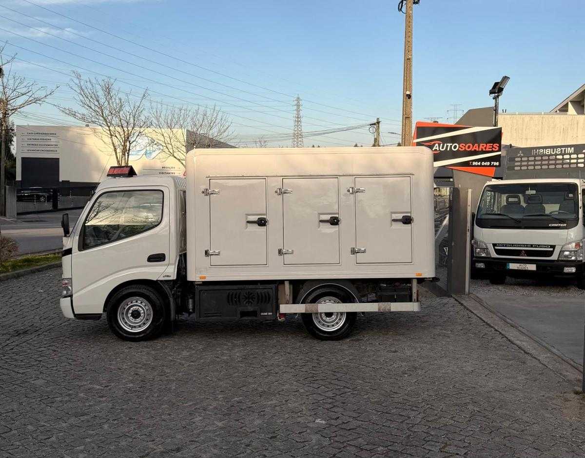 toyota-dyna-2013-diesel-2982cc